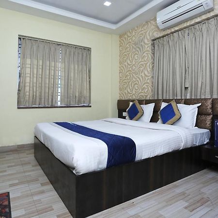 OYO 7790 Hotel Royal Height Kalkutta Exterior foto