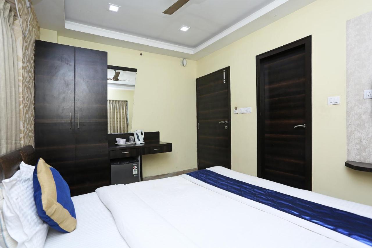 OYO 7790 Hotel Royal Height Kalkutta Exterior foto